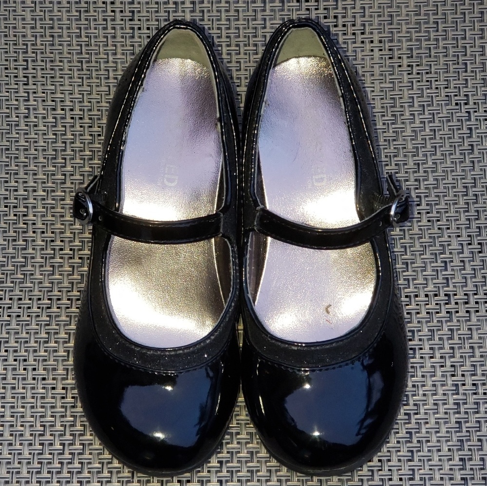 Unlisted Kenneth Cole Black Patent Dress Shoe